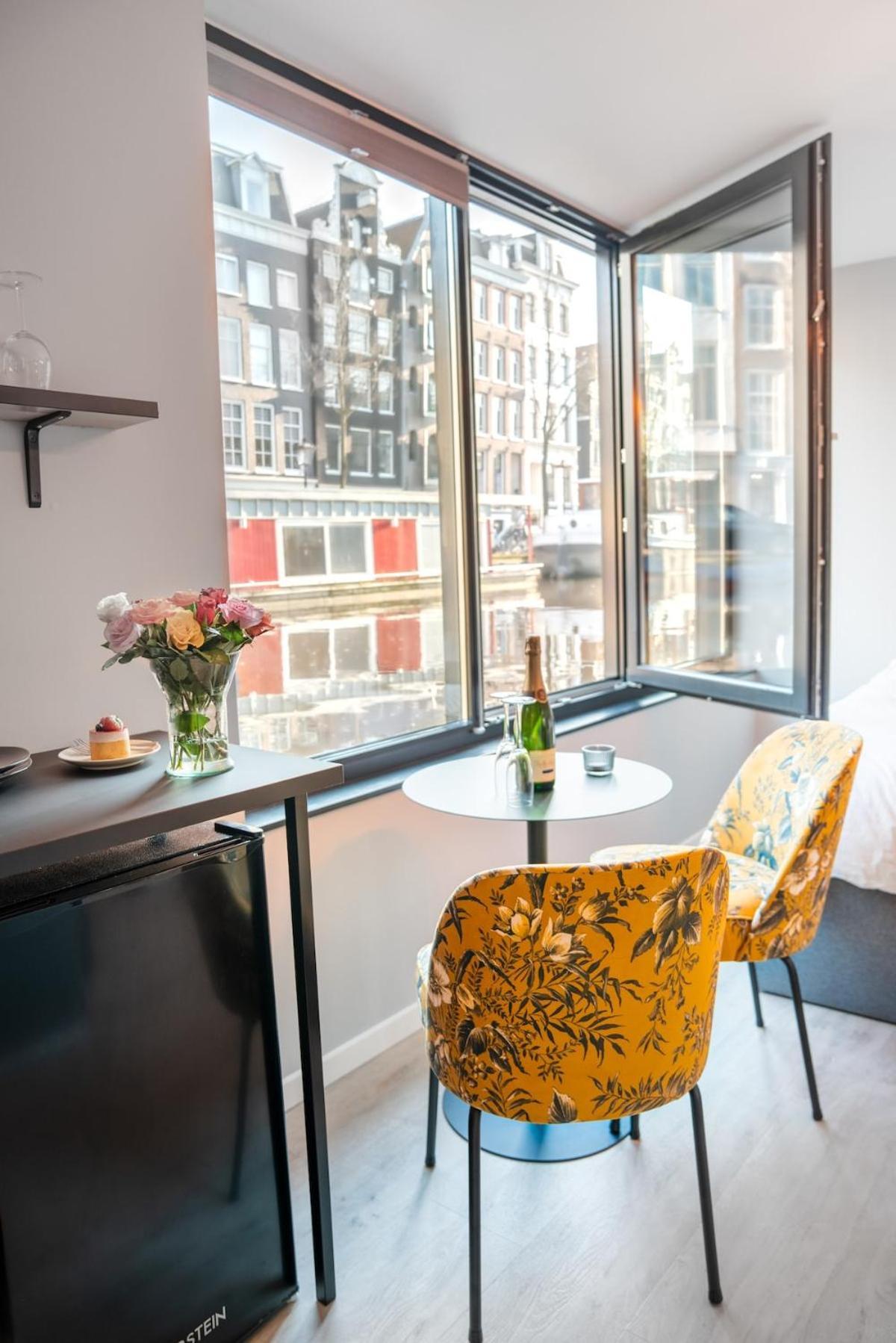 2 Houseboat Suites Amsterdam Prinsengracht ภายนอก รูปภาพ